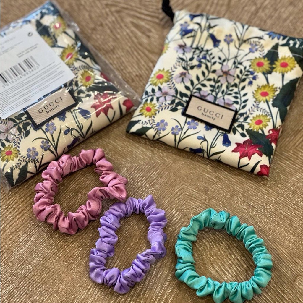 Gucci Vip Beauty Gift Set Of 3 Scrunchies With Pouch